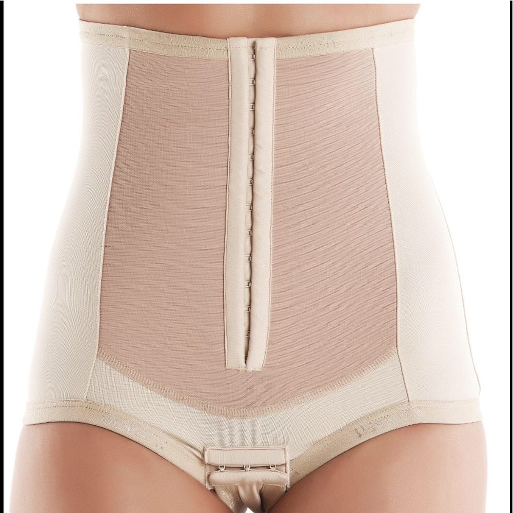 Bellefit postpartum corset in Medium